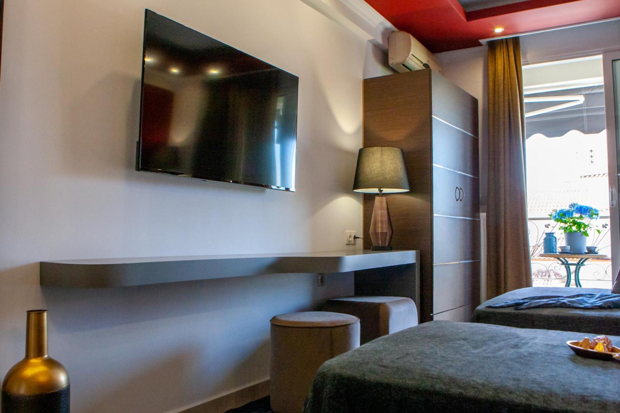 Art Hotel Aronos Олімпіакі-Акті Екстер'єр фото